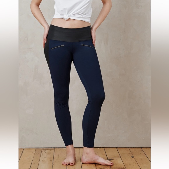 ADAY Throw And Roll Leggings Tights Navy Size L - Picture 1 of 12